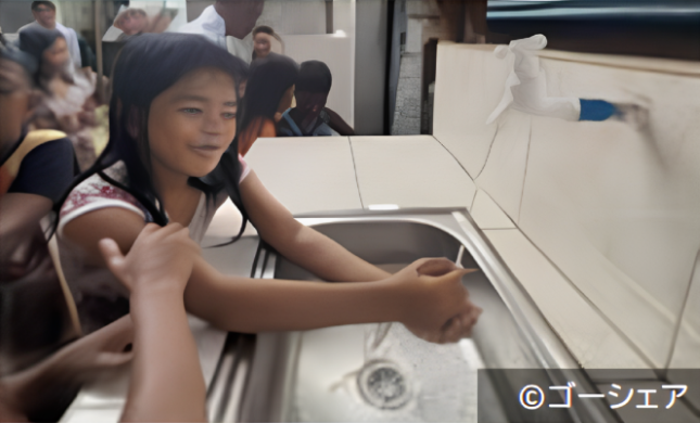 ミャンマーでのトイレ建設（オイスカ）