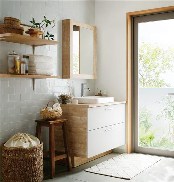 家族とともにガーデニングを楽しむ