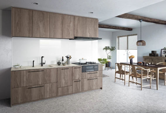 木肌の光沢が映える柄で和テイストが魅力の空間