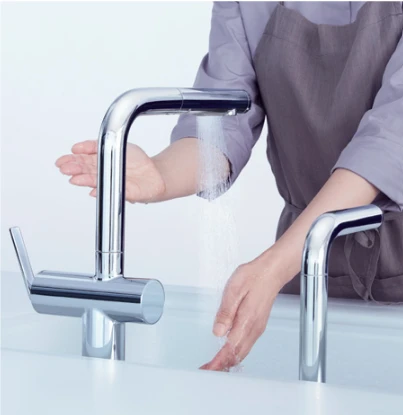 タッチレス水栓