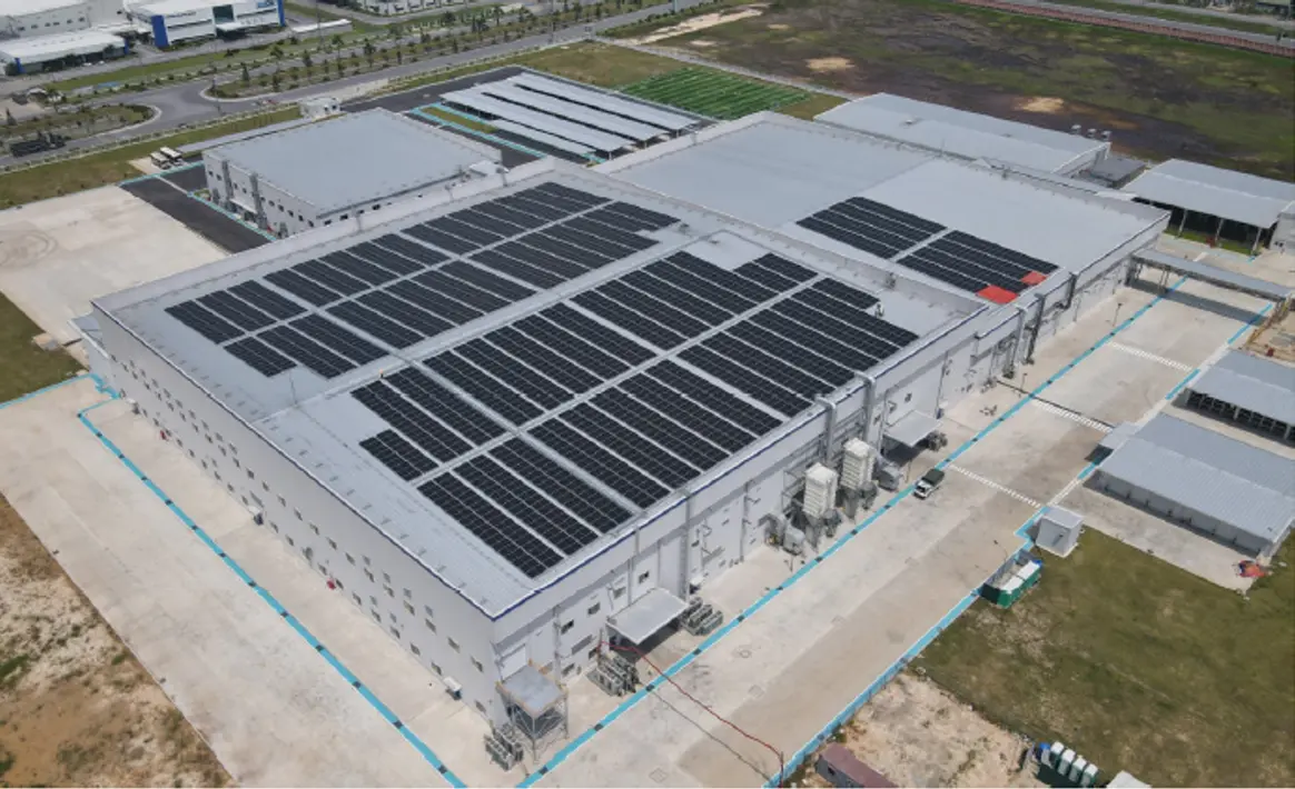 Solar power generation equipment installed on the factory roof