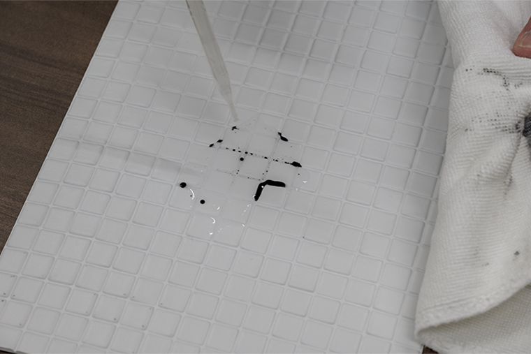 4世代を経て誕生！お掃除しやすく、ヒヤッとせず、やわらかい「お掃除